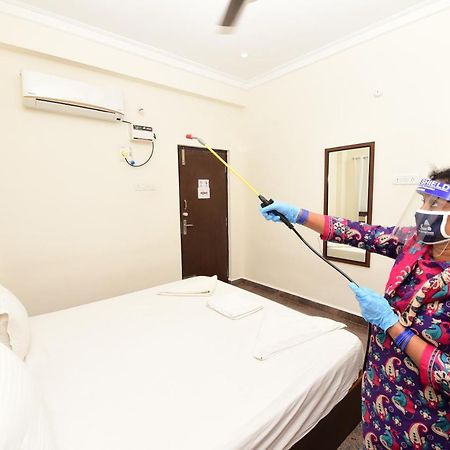 Sree Service Apartments Tirupati Ngoại thất bức ảnh